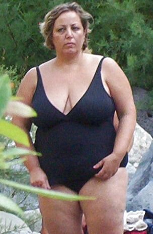 Bare and Elderly MOMs-CHUBBY Chubby